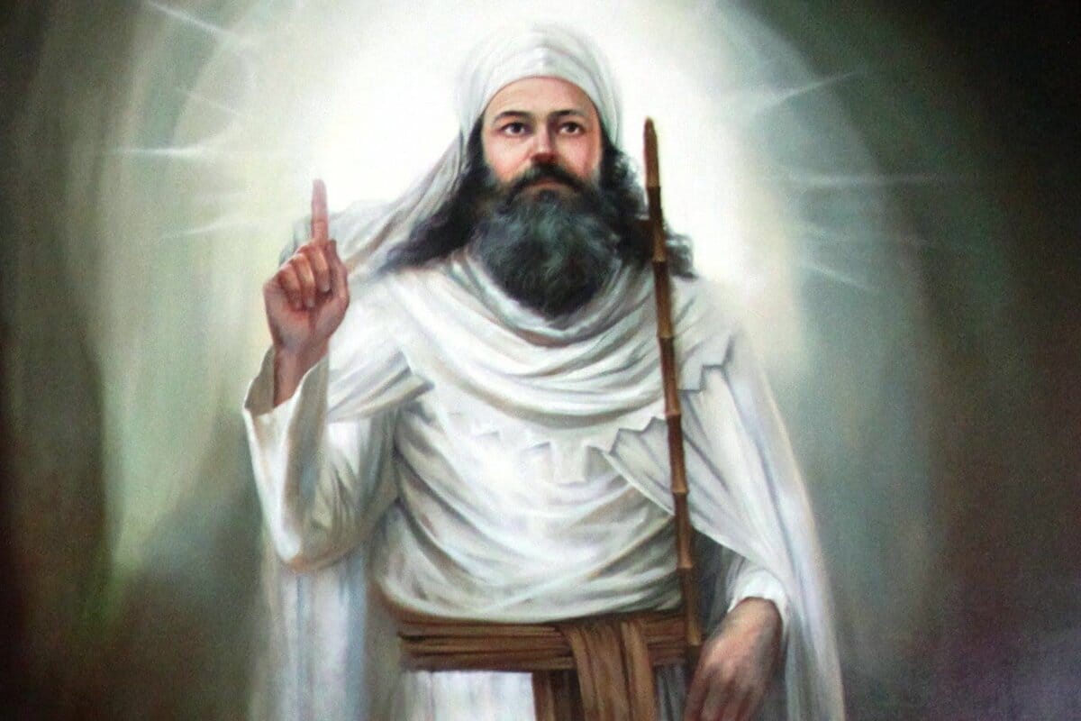 Где жил Заратуштра?